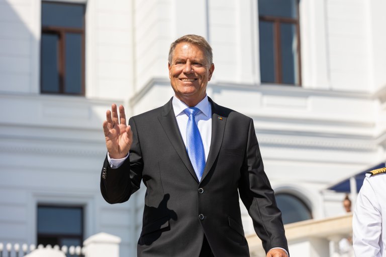 ANAF nu poate impune sechestru pe bunurile familiei Iohannis pentru a recupera prejudiciul solicitat de la fostul președinte