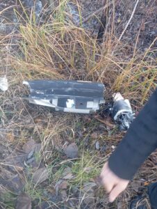 Dronă din Rusia descoperită în Vaslui: Dronele rusești au pătruns în România în timpul zilei. MApN: Piloții aveau permisiunea „de a intercepta ținta aeriană” UPDATE: O dronă s-a prăbușit pe o locuință în Republica Moldova