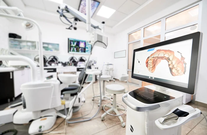 Fetița de doi ani care a murit în urma anesteziei fusese sedată anterior. Reprezentanții clinicii susțin că dețineau toate autorizațiile necesare.