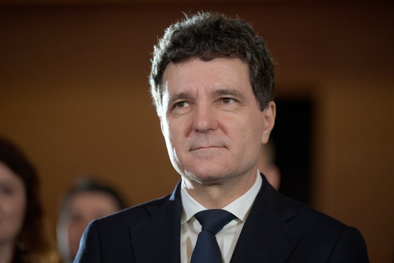 Președintele răspunde: Planul Național al lui Nicușor Dan ignoră pericolul sărăciei și inegalităților în România, făcând referire la sărăcie abia la Punctul 40 în legătură cu imigrația.