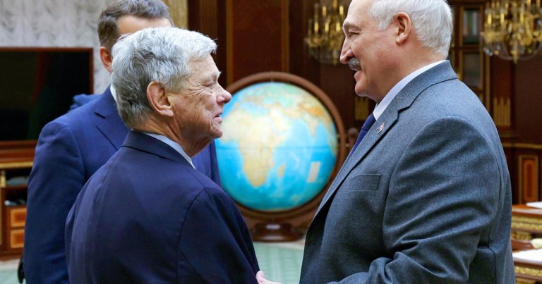 Din culisele negocierilor dintre SUA și Belarus: Lukașenko și bogățiile sale abundente – detinuții politici și vodca.