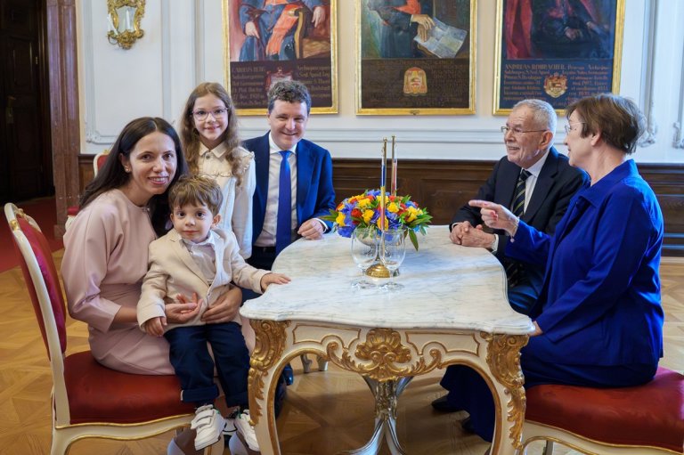 Mirabela Grădinaru evidențiază efectul președinției lui Nicușor Dan asupra existenței copiilor: „Micul a suferit un șoc când l-am dus la grădiniță în prima zi”