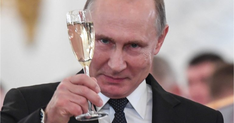 Soțul fiicei lui Trump și trimisul său au mers la Berlin pentru a prezenta ultimatumul lui Putin în fața lui Zelenski și a liderilor europeni.