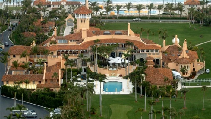 Incidentul de la Mar-a-Lago: un bărbat a fost omorât după ce a pătruns ilegal pe terenul lui Trump