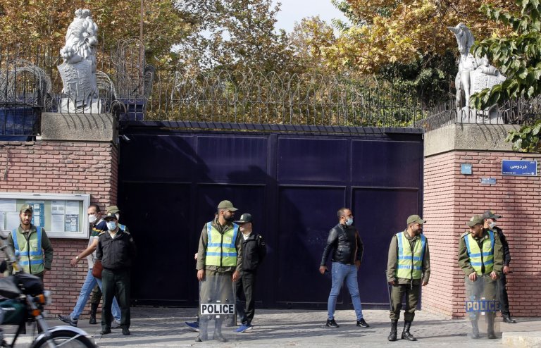 Trump declară că „nu este mulțumit” de discuțiile cu Iran. Întrebat despre aplicarea forței din partea SUA: „Mi-ar plăcea să nu fie cazul, dar uneori este esențial”