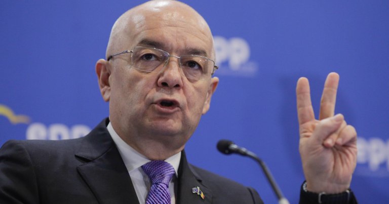 Emil Boc, comunicat pentru PSD și Opoziție: Formațiunile care sprijină o moțiune de cenzură trebuie să constituie noul Guvern