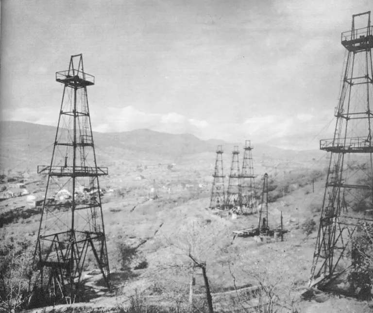 Rapoarte CIA declasificate referitoare la sectorul petrolier din România: Influența URSS prin SovRom în anii '50