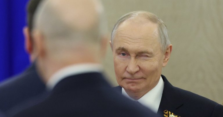 De ce conducerea de la Kremlin nu reușește să-l depună pe Putin și ce acțiuni ar putea întreprinde Occidentul pentru a...