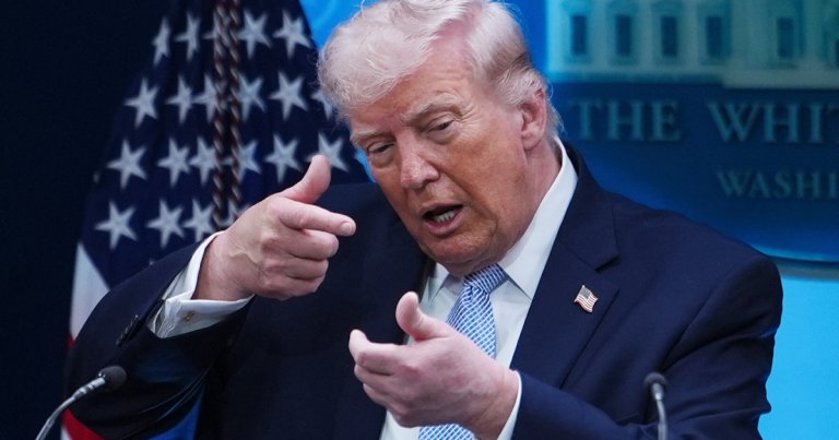 Cel mai bătrân președinte ales al SUA împlinește 80 de ani, însă nu vârsta lui Trump este ceea ce îi interesează pe...