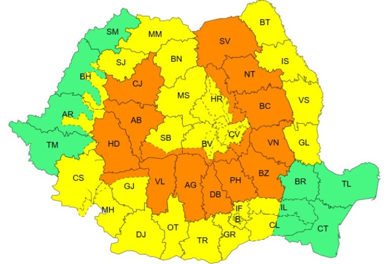 Cod portocaliu de precipitații abundente și furtuni în 17 județe. Regiunile influențate de cod galben și previziunile...