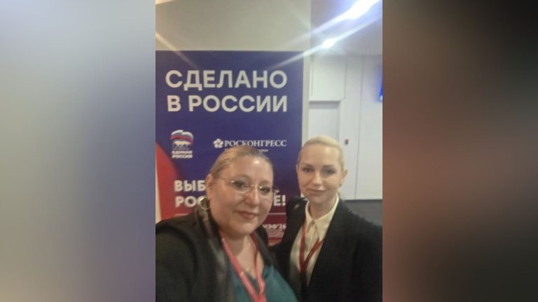 Diana Șoșoacă discută cu Putin la Sankt-Petersburg: „Românii nu vă displac, apreciem poporul rus”. Răspunsul șefului de la Kremlin