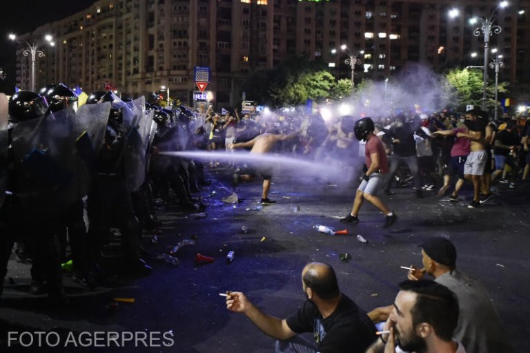 Dosarul 10 August: Fostele conducători ai Jandarmeriei, găsiți nevinovați. Hotărârea Tribunalului Militar, după aproape 8 ani de la acțiunile violente.