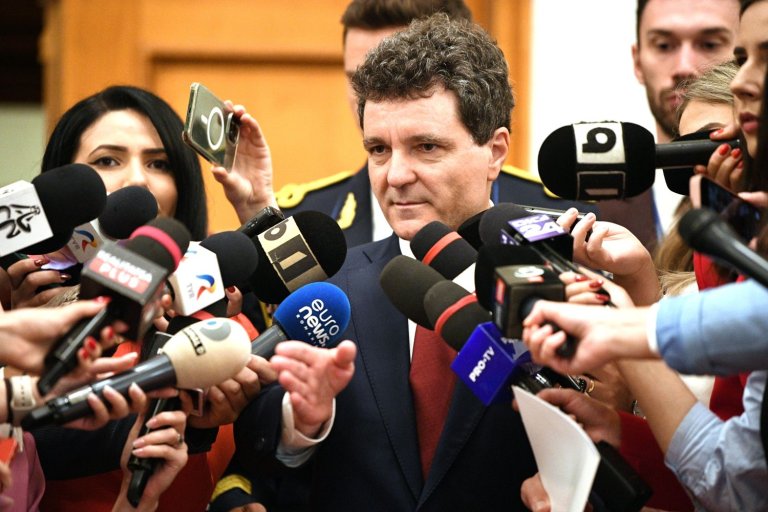 Nicușor Dan declară: „Va exista o guvernare minoritară”. Perioada pentru propuneri din partea formațiunilor politice.