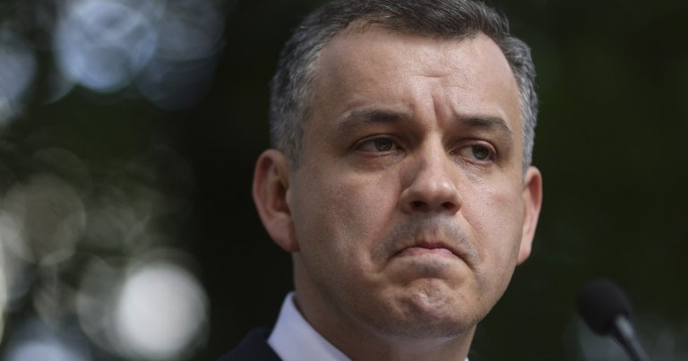 Prima „abandonare” din Guvernul propus de Tomac, înainte de vot: Adrian Papahagi își face retragerea...