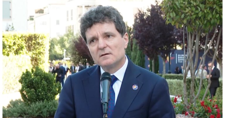 Răspunsul lui Nicușor Dan la întrebarea referitoare la ne numirea lui Sorin Grindeanu în funcția de prim-ministru