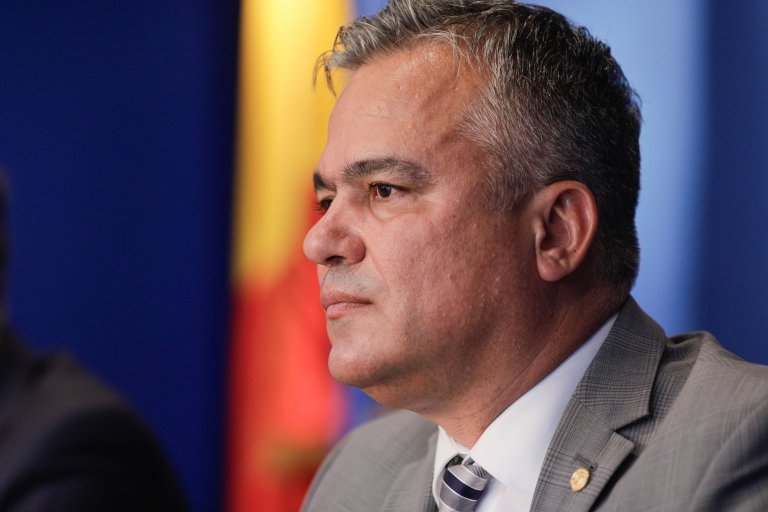 Un ministru USR transmite un mesaj enigmatic lui Adrian Veștea