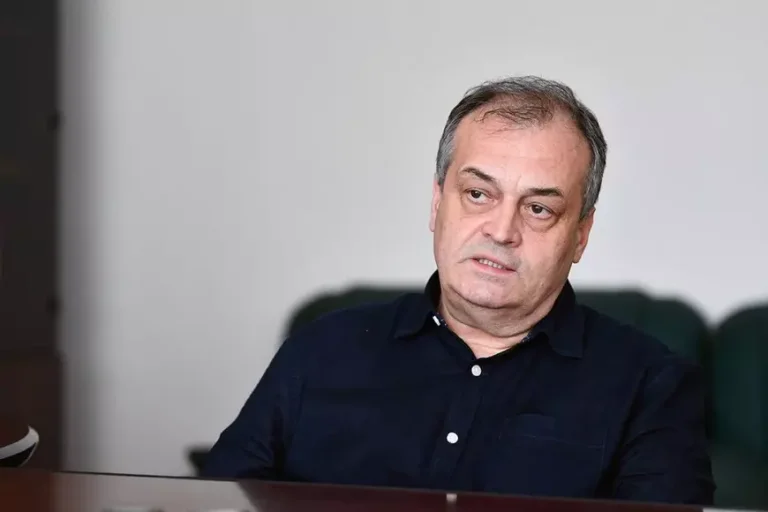 Marian Voinea, întreprinzătorul reținut în cazul mitărilor din sectorul armamentului, are conexiuni cu 'Ndrangheta.